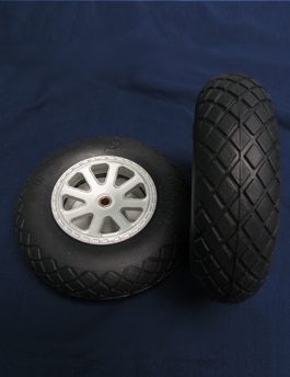 DaVinci Machining 8-Spoke Corsair, Hellcat, Late P-47 5 1/2" (pair)