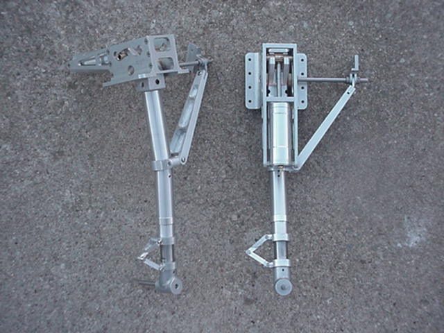 Sierra Giant Scale Kellogg TBM-3E Avenger Main Gear